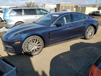 2018 Porsche Panamera WP0AB2A70JL199282