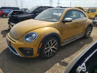 2018 Volkswagen Beetle 3VWSD7AT4JM707547