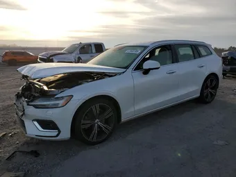 2020 Volvo V60 YV1102EL3L2354780