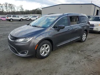 2018 Chrysler Pacifica Hybrid 2C4RC1L78JR183426