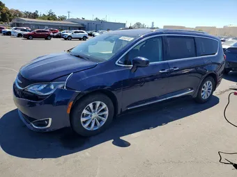 2018 Chrysler Pacifica 2C4RC1BG2JR115317 Lot 60048146