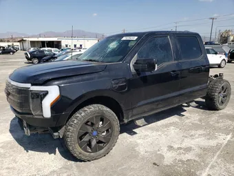 2023 Ford F-150 Lightning 1FT6W1EV2PWG30421