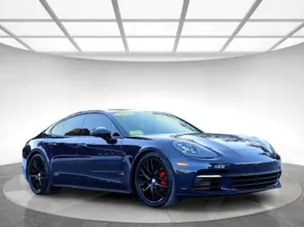 2017 Porsche Panamera WP0AB2A71HL122494