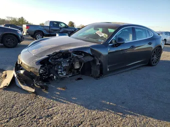 2017 Porsche Panamera WP0AB2A78HL123724