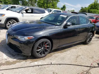 2017 Alfa Romeo Giulia ZARFAEDN2H7528982