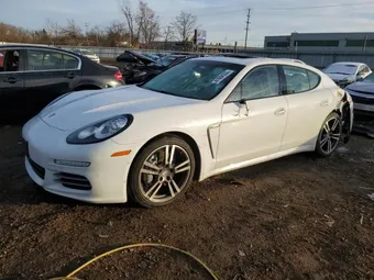 2015 Porsche Panamera WP0AA2A79FL003642