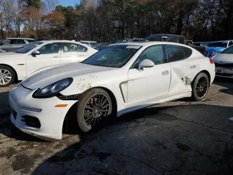 2016 Porsche Panamera WP0AA2A7XGL003506