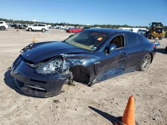 2015 Porsche Panamera WP0AA2A75FL003198