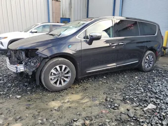 2023 Chrysler Pacifica Hybrid 2C4RC1S72PR632173