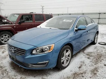 2014 Volvo S40 YV1612FH4E1284342