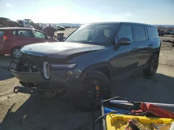 2025 Rivian R1S 7PDSGCBP5SN061908
