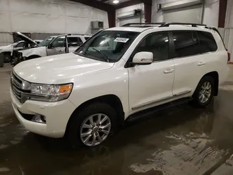 2016 Toyota Land Cruiser JTMCY7AJ8G4043932
