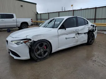 2018 Alfa Romeo Giulia ZARFAEBN3J7591484