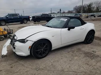 2016 Mazda MX-5 Miata JM1NDAC77G0111891