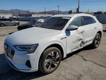 2021 Audi e-tron WA1LAAGE6MB001790