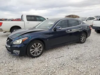 2018 Infiniti Q70 JN1BY1AP7JM180660