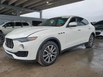 2017 Maserati Levante ZN661XUA6HX228251