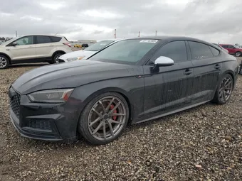 2018 Audi RS5 WAUB4CF59JA112421