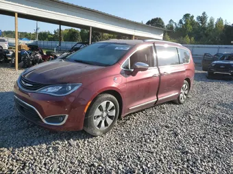 2017 Chrysler Pacifica Hybrid 2C4RC1N73HR648878