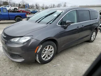 2022 Chrysler Voyager 2C4RC1CG9NR235703