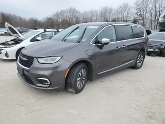 2023 Chrysler Pacifica Hybrid 2C4RC1S7XPR543676