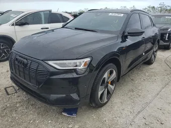 2023 Audi e-tron WA1LAAGE3PB007390