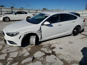2018 Buick Regal W04GL6SX4J1052921