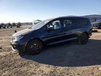 2022 Chrysler Pacifica Hybrid 2C4RC1L7XNR213869