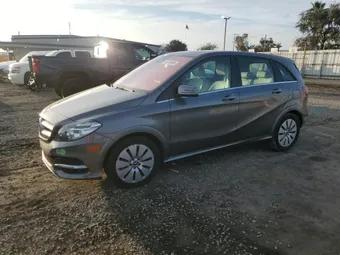 2017 Mercedes-Benz B-Class WDDVP9AB6HJ015913