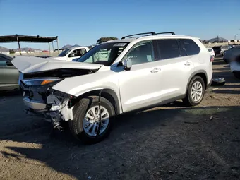 2024 Toyota Grand Highlander 5TDAAAA51RS019572