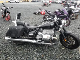2021 BMW R WB10L2303M6E17677
