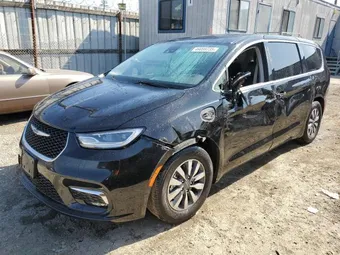2024 Chrysler Pacifica Hybrid 2C4RC1S70RR150160