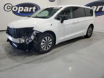 2024 Chrysler Pacifica Hybrid 2C4RC1S79RR156989