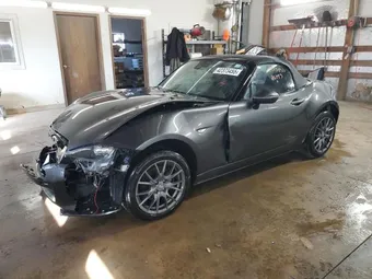 2019 Mazda MX-5 Miata JM1NDAD77K0305070