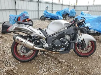 2019 Suzuki GSX1300 JS1GX72B0K7100136