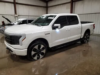 2022 Ford F-150 Lightning 1FT6W1EV3NWG07372