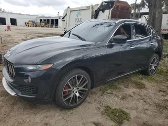 2017 Maserati Levante ZN661XUL0HX207316