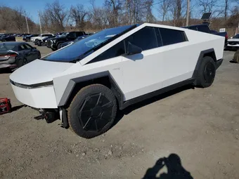 2024 Tesla Cybertruck 7G2CEHEE8RA037002