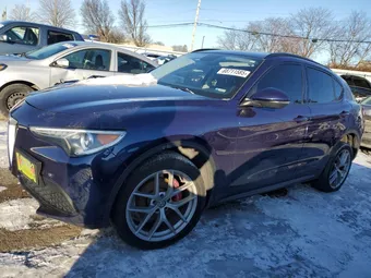 2018 Alfa Romeo Stelvio ZASFAKPN8J7B82535