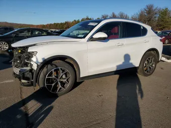 2019 Alfa Romeo Stelvio ZASPAKBN1K7C49747
