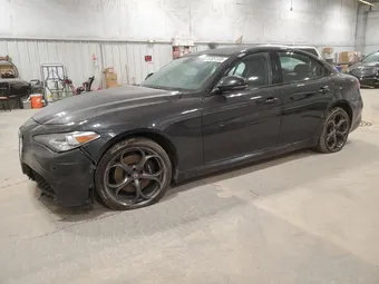 2017 Alfa Romeo Giulia ZARFAEEN2H7545358