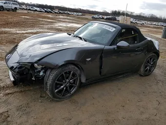 2019 Mazda MX-5 Miata JM1NDAD72K0306501