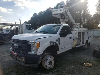 2017 Ford F550 1FDUF5GT1HEF50637
