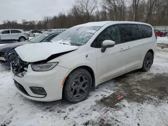 2023 Chrysler Pacifica Hybrid 2C4RC1L77PR580232