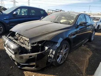 2017 Jaguar XJ-Series SAJWJ1CD5H8W04895