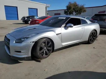 2016 Nissan GT-R JN1AR5EF7GM290571