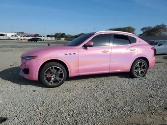 2017 Maserati Levante ZN661XUS6HX222877