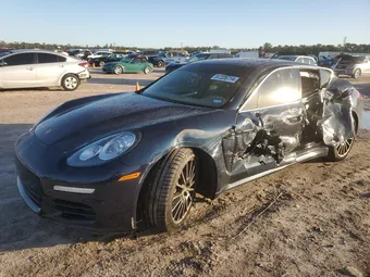 2014 Porsche Panamera WP0AB2A77EL055735