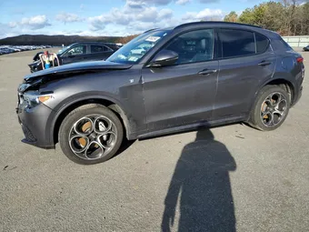 2023 Alfa Romeo Stelvio ZASPAKBN7P7D56034