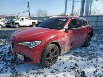 2018 Alfa Romeo Stelvio ZASFAKAN6J7B72126